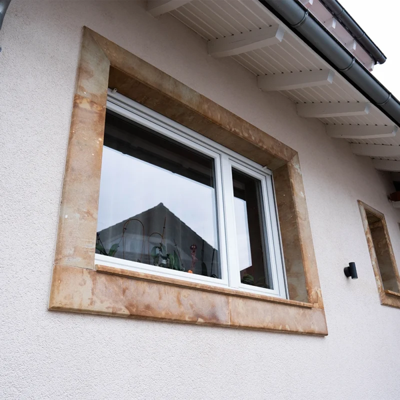 Fensterumrandung